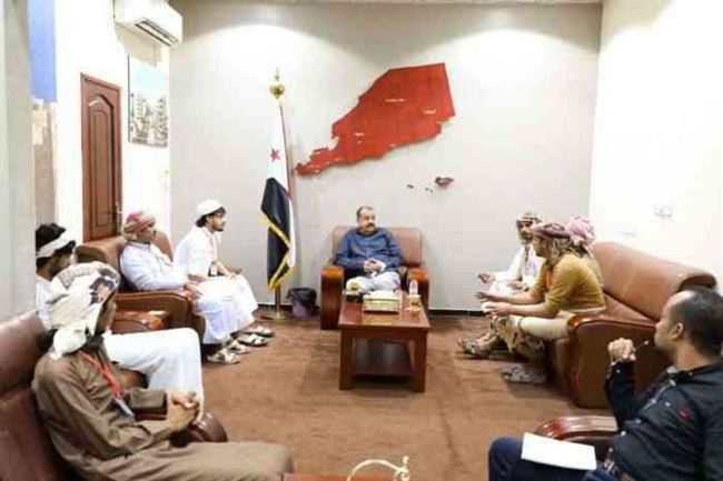 اللواء بن بريك يشدد على أهمية الحفاظ على مكتسبات الجنوب في المهرة