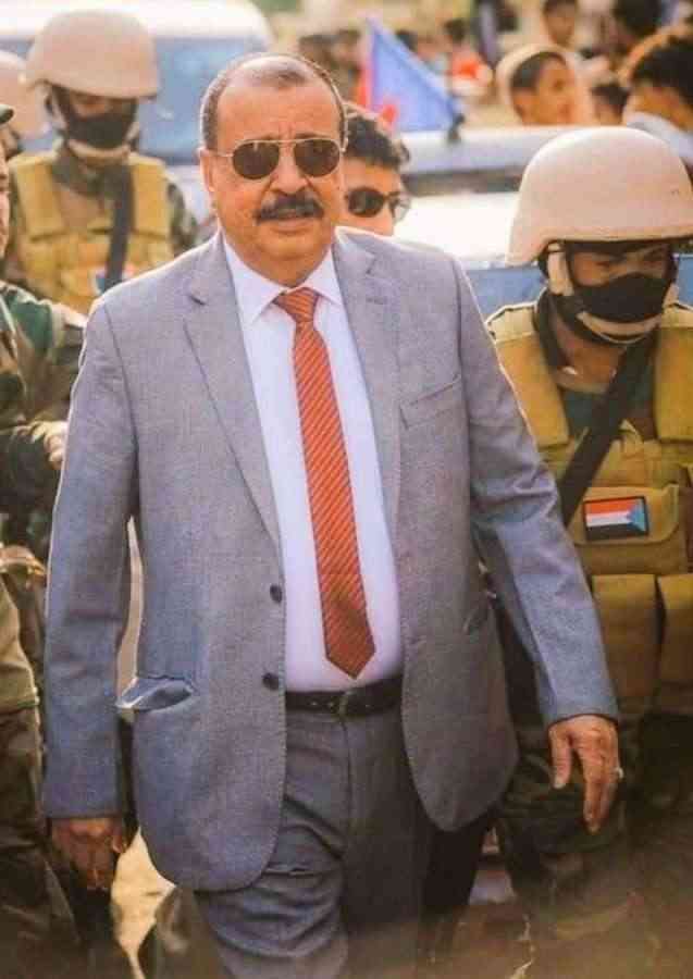 الأنتقالي يكشف سبب مغادرة اللواء بن بريك إلى مصر