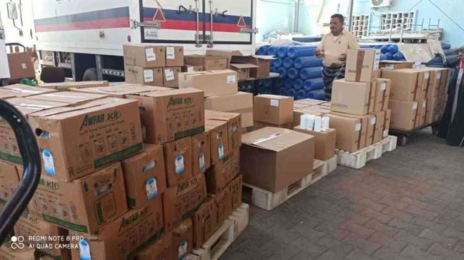 الإمداد الدوائي يرفد مكتب الصحة في أبين بأدوية الأمراض المزمنة والمستلزمات الطبية