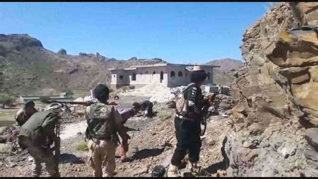 عقب جريمة قتل.. توتر وغضب ضد الحوثيين في معقلهم بمنطقة العود بإب