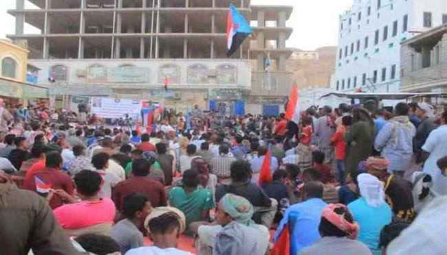 أبناء حضرموت يوجهون رسالة واضحة .. رحيل قوات الأخوان مطلب لا رجعة فيه