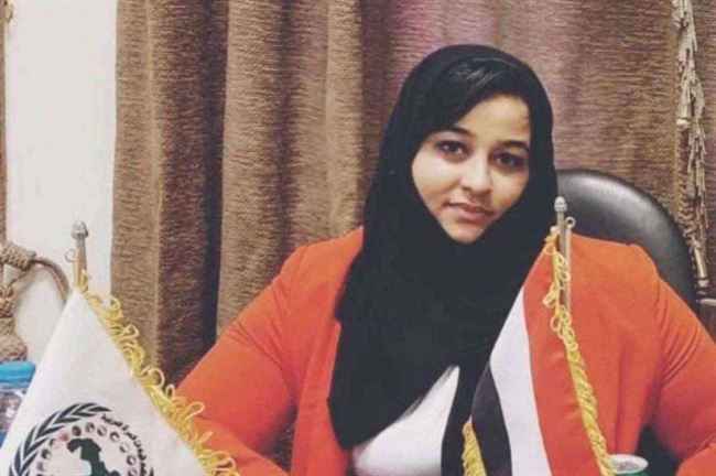 نشطاء وحقوقيون يطلقون هاشتاج #الحوثي_يختطف_فاطمه_العرولي