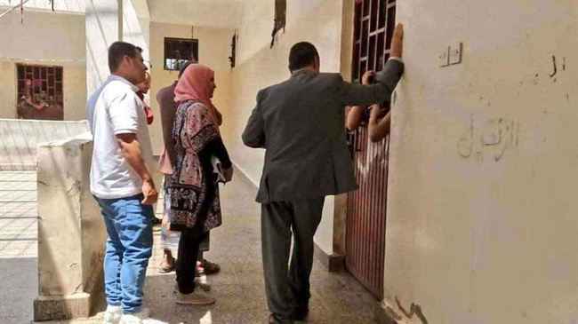 لأول مره .. لجنة تقصي الحقائق تزور سجون تعز خاضع للإخوان