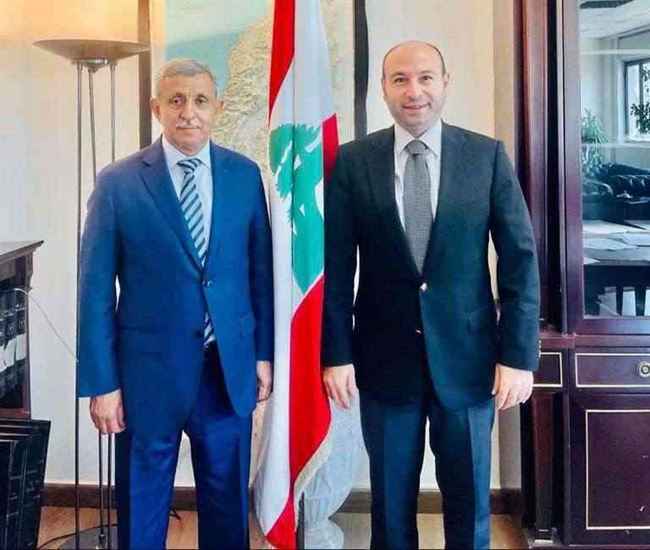 اليمن يطالب لبنان بإيقاف قنوات الحوثي