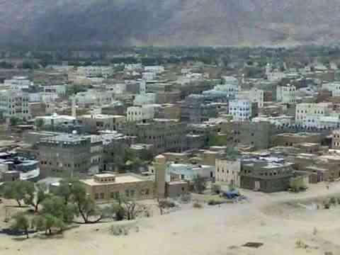 قصفها بالصواريخ .. الحوثي يصعد صوب حريب جنوب مأرب