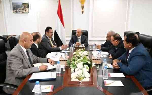 الرئيس العليمي يواصل تحركاته المقلقة للحوثيين