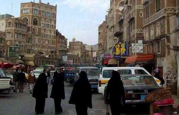 ثلاث شخصيات حوثية تبتز الصحفيين في صنعاء