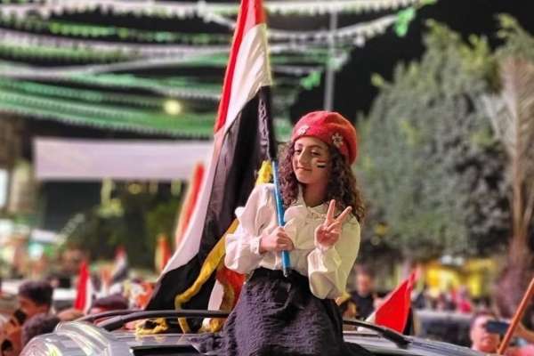 الحكومة: أسقاط مخطط استنساخ نموذج الحكم الايراني في اليمن