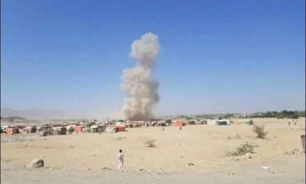 بعد تهديده بقصف إسرائيل.. الحوثي يقصف مخيم للنازحين في مأرب