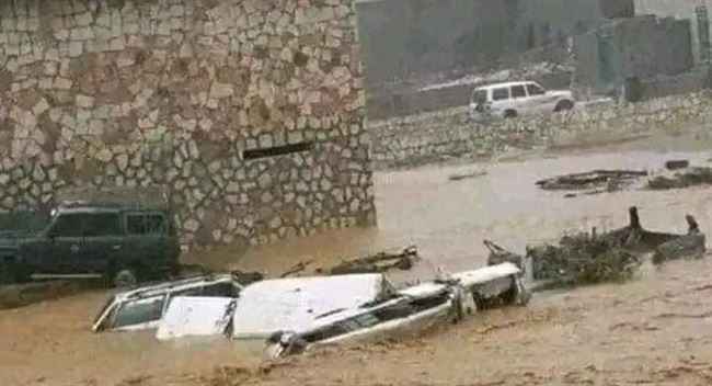 وفاة وإصابة 42 شخص ونزوح 2133 أسرة بسبب عاصفة تيج في المهرة