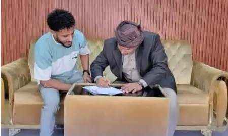 تضامن حضرموت يضم مهاحم التلال السابق أحمد ماهر