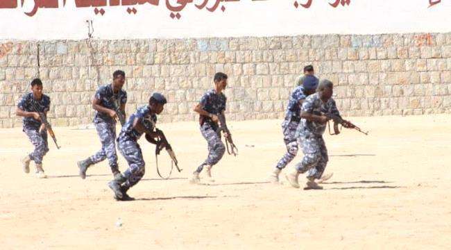 حضرموت.. تخرج دفعة جديدة من المساعدين الميدانيين الأمنيين