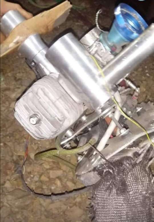 إنفجار عنيف يثير الرعب جراء سقوط مسيرة حوثية مفخخة في شرعب الرونة بتعز.. صورة