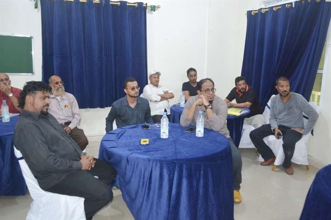 بالصور.. تدريب لجان مجتمعية في صيرة بمجالي المياه والنظافة ضمن مشروع الدعم بالأزمات 