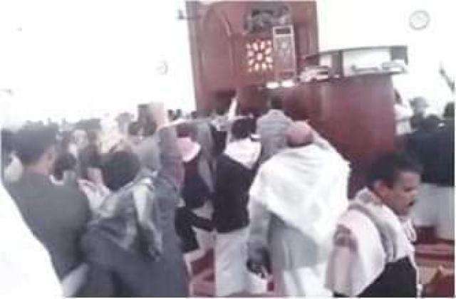 الحوثي يبيح بفتوى قتل الابن لأبيه