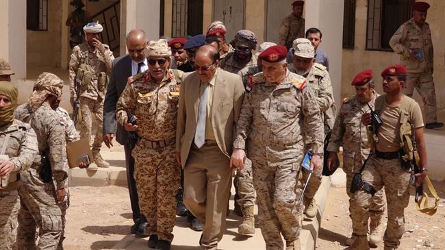 يصعد عسكرياً ويمنع تشكيل الحكومة .. الإصلاح يعترف صراحة أنه لن يسمح بتنفيذ إتفاق الرياض ويهدد الشرعية والتحالف