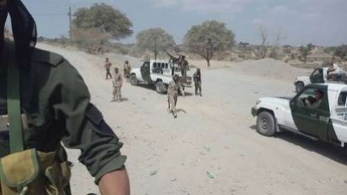 فيديو وصور.. إغتيال قائد حزام قعطبة وإصابة نجله وشقيقة بكمين شمال الضالع