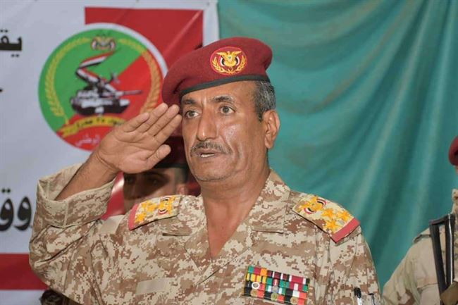 اللواء 35 مدرع ينساق لأسرة الشهيد الحمادي: لا فعالية تأبين قبل محاكمة القتلة