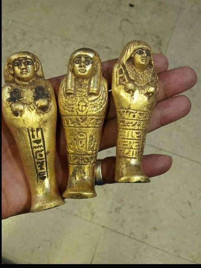 مواطنون فقراء يعثرون على كنز ثمين يقدر بملايين الدولارات في الضالع ..  صور 
