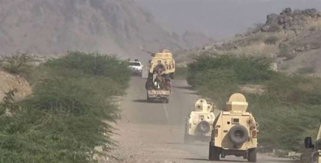 الرعب يصيب الحوثيين مع توغل القوات المشتركة تجاه محافظة إب.. تفجير العبارات واستنفار المسلحين