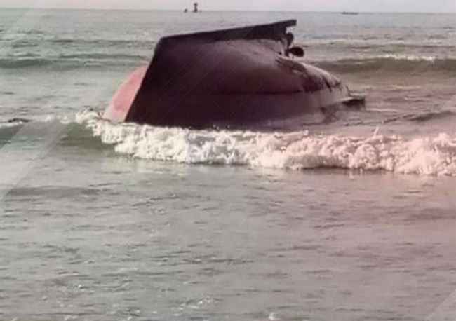 عقب إنقلاب قاربهم .. وفاة 6 صيادين يمنيين في البحر الأحمر