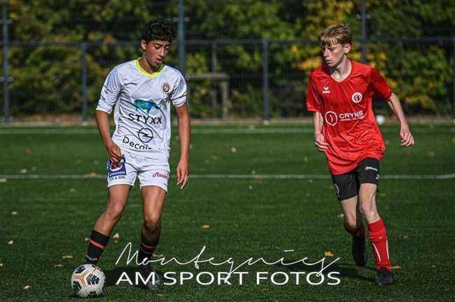 لاعب يمني في بلجيكا ينضم لمنتخب الناشئين