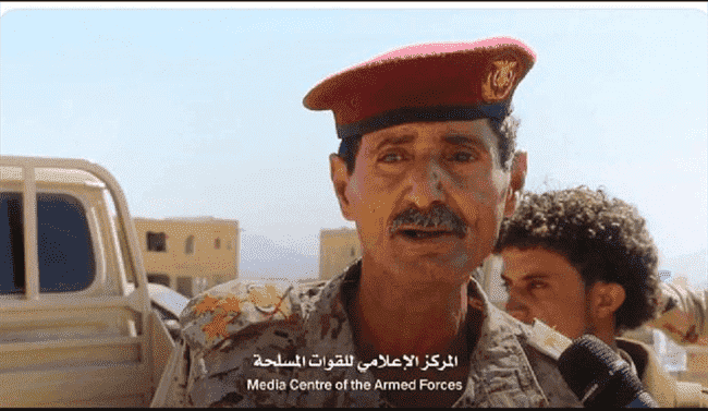 اغتيال مستشار وزير الدفاع اليمني مع سائقه في مأرب .. تعرف على سيرته
