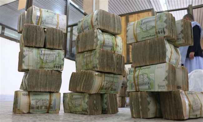 تعافي نسبي للريال اليمني مقابل الدولار والسعودي
