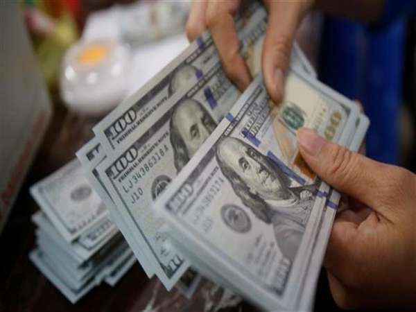 الحوثي يجني ثروة .. استقطاعات جديدة على الحوالات الخارجية