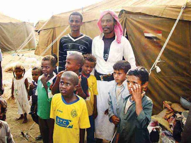 الحوثي يُهجِّر ويقتل سكان قرية العقوم