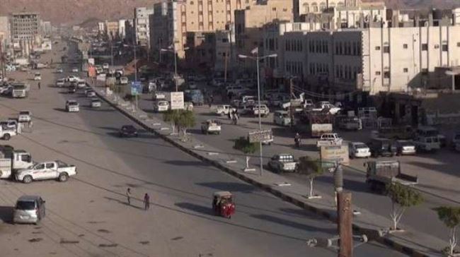 إضراب موظفي المالية بشبوة ردًا على تعسفات الإخوان
