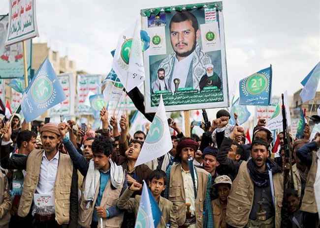 الكشف عن مخططات حوثية خطيرة يقودها خبراء أجانب والمشتركة تستعد لها بهذا السلاح