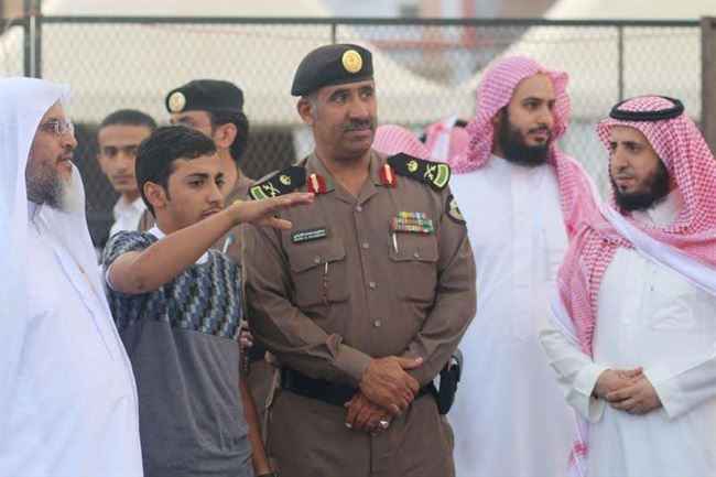 مغترب يمني في السعودية يأوي 9 بنات في منزله والشرطة تداهمه.. تعرف على جنسيتهن