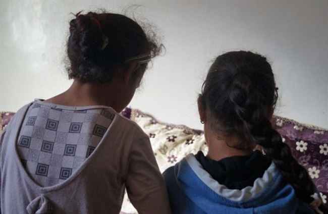 اغتصب طفلتين من أسرة واحدة.. وفاة سجين بعد أيام من القبض عليه في أبين