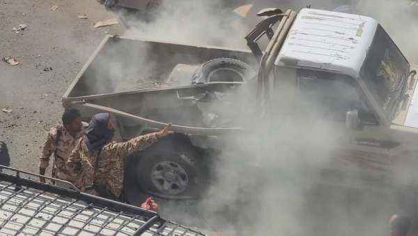 الداخلية اليمنية: تضرر مركبتين بانفجار عبوتين ناسفتين في الضالع وأبين