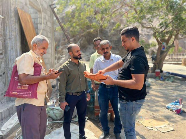 مدير صيرة يطلع على سير أعمال مشروع تأهيل مبنى الارصاد المطري بصهاريج الطويلة