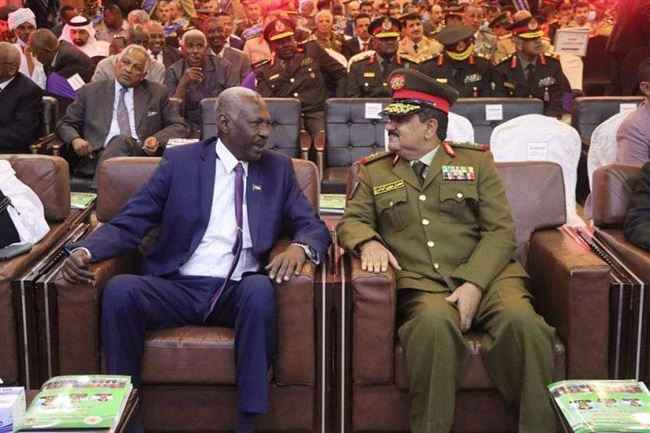 تخرج طلاب يمنيين من أكاديمية النميري بحضور وزير الدفاع بهذه الدولة
