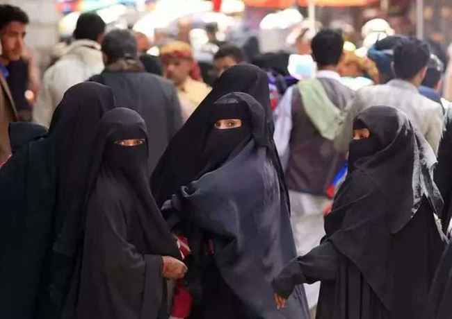 آلية قمعية جديدة يصدرها الحوثي ضد نساء اليمن