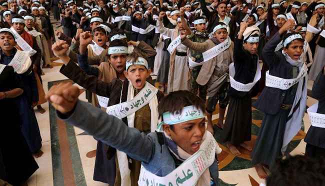 بقاء الحوثي في صنعاء لوقت أطول.. تهديد بتحويل الأطفال إلى قتلة ومدير مدرسة يتهم الأمم المتحدة