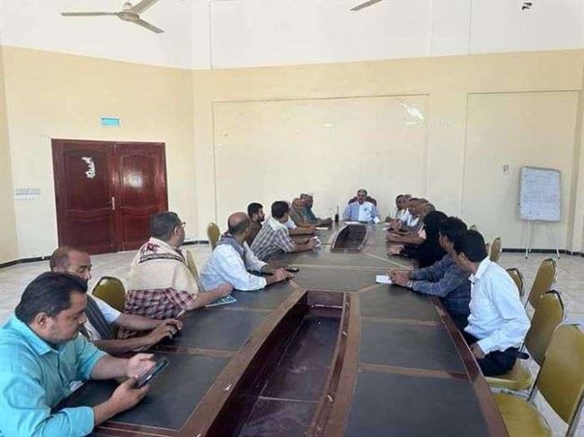 مع بدء تشغيل للطاقة الشمسية التجريبي.. سلطة المخا تصدر قرارات جديدة