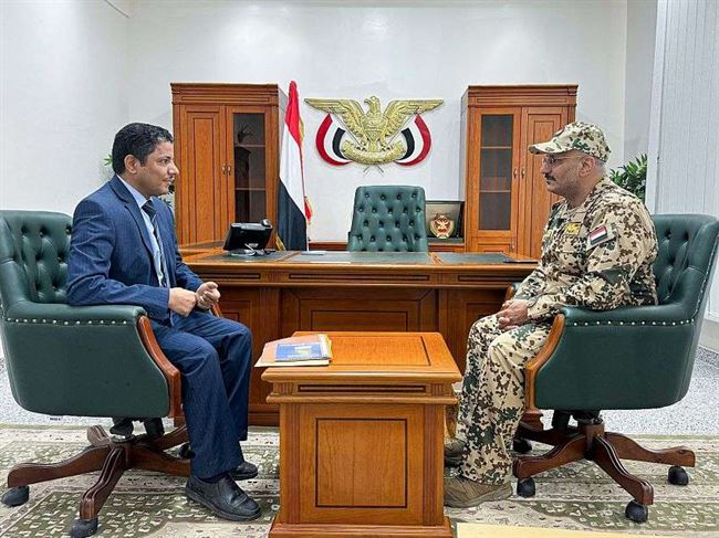 صالح يحث على إعادة تفعيل فروع مكاتب بريد تعز