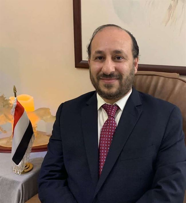 وفاة أحد الوزراء في حكومة الشرعية