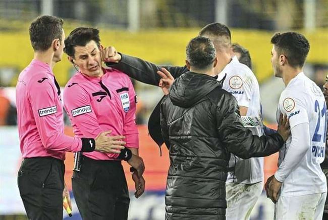 استئناف الدوري التركي 19 ديسمبر بعد واقعة الاعتداء على حكم