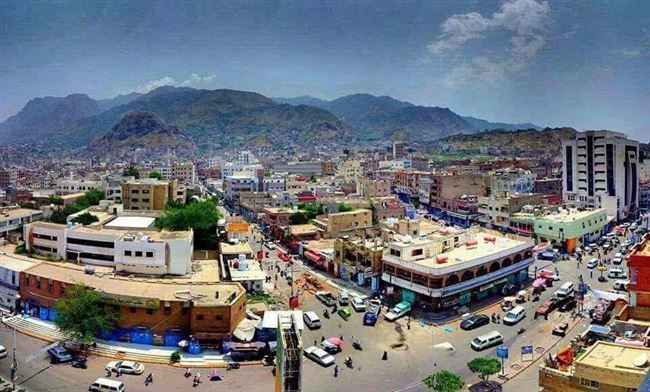 بعد استيلاء الإخوان عليها.. صندوق النظافة في تعز يفرض رسوم جديدة على التجار