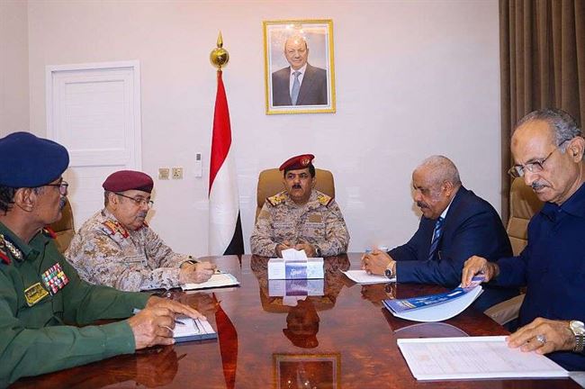 وزير الدفاع يترأس اجتماع أمني هام