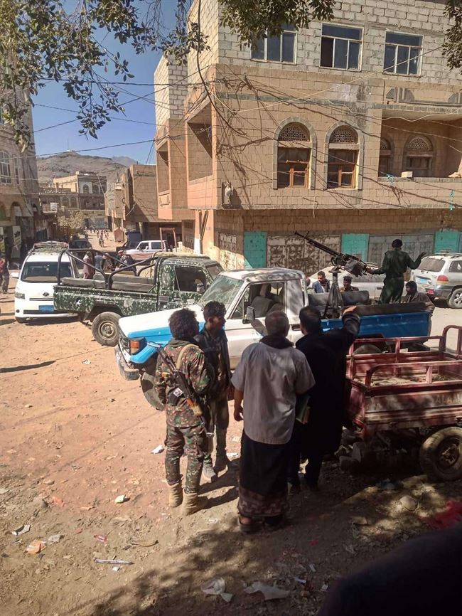 الحوثي يعتقل محامي انتقد تصفية متهم وسط داخل محكمة دمت