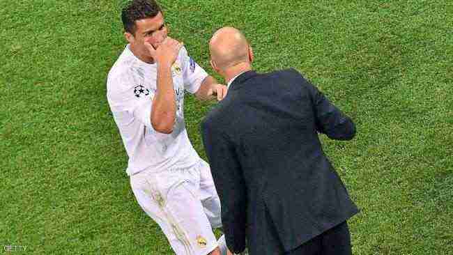 زيدان يرد على "شتائم" رونالدو