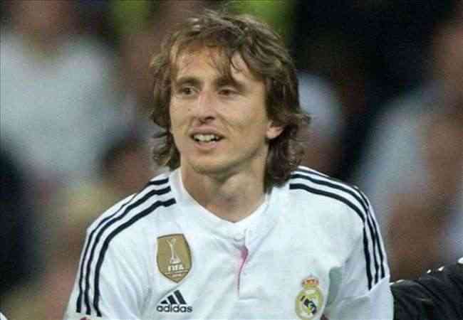 الكرواتي لوكا مودريتش يكشف عن تفاصيل عقده الجديد مع ريال مدريد