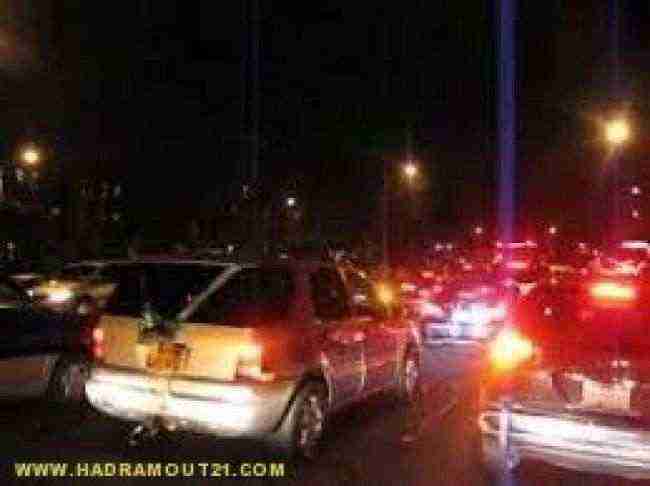 في حادثة غريبة وليلة زفافها ..والد عروسة بعدن يطلق النار عليها ويصيبها ويقتل اخرى