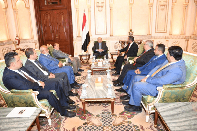 البركاني ورئيس وأعضاء الفريق الحكومي بلجنة الحديدة في ضيافة الرئيس هادي